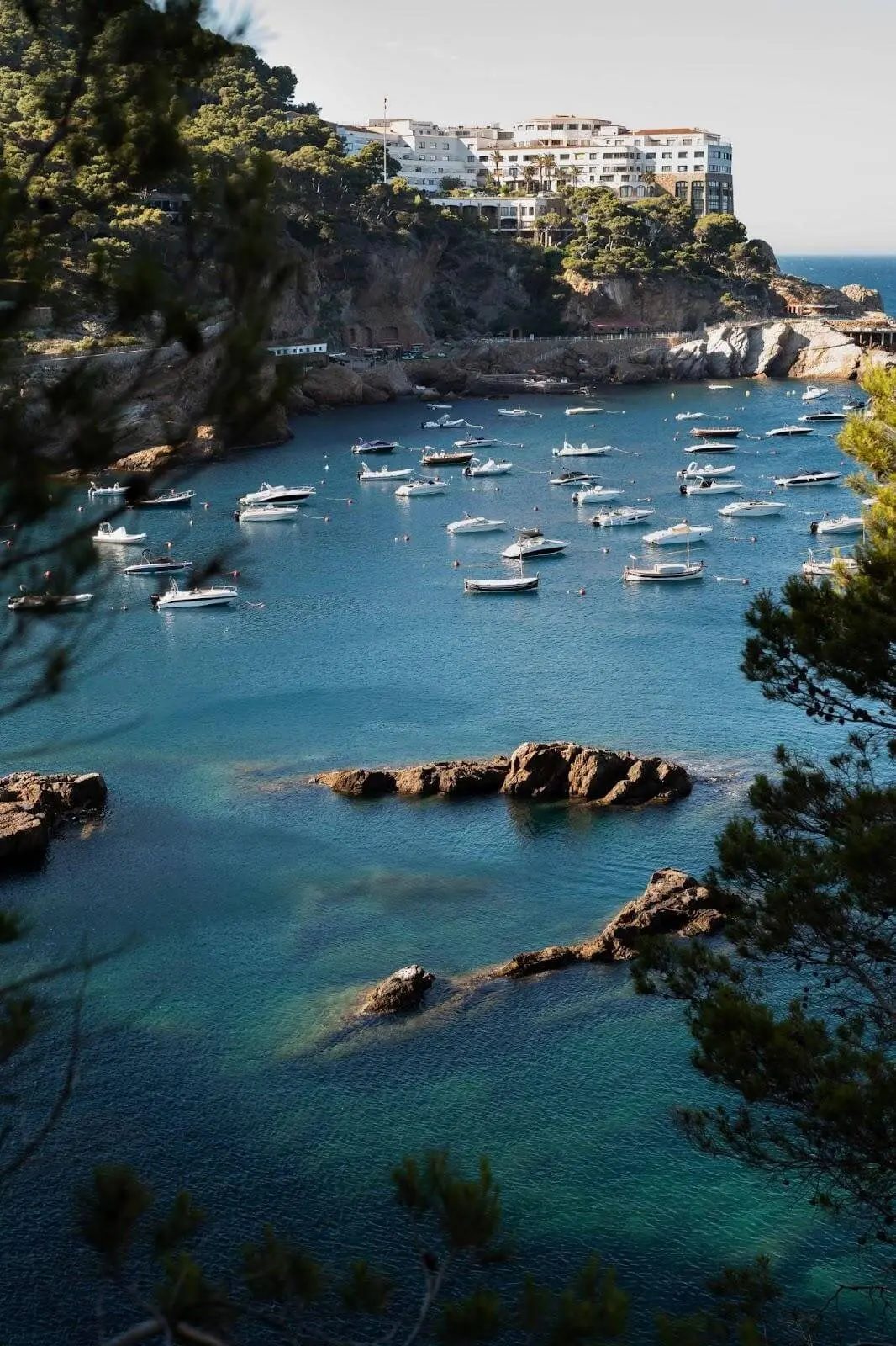 4 Costa brava