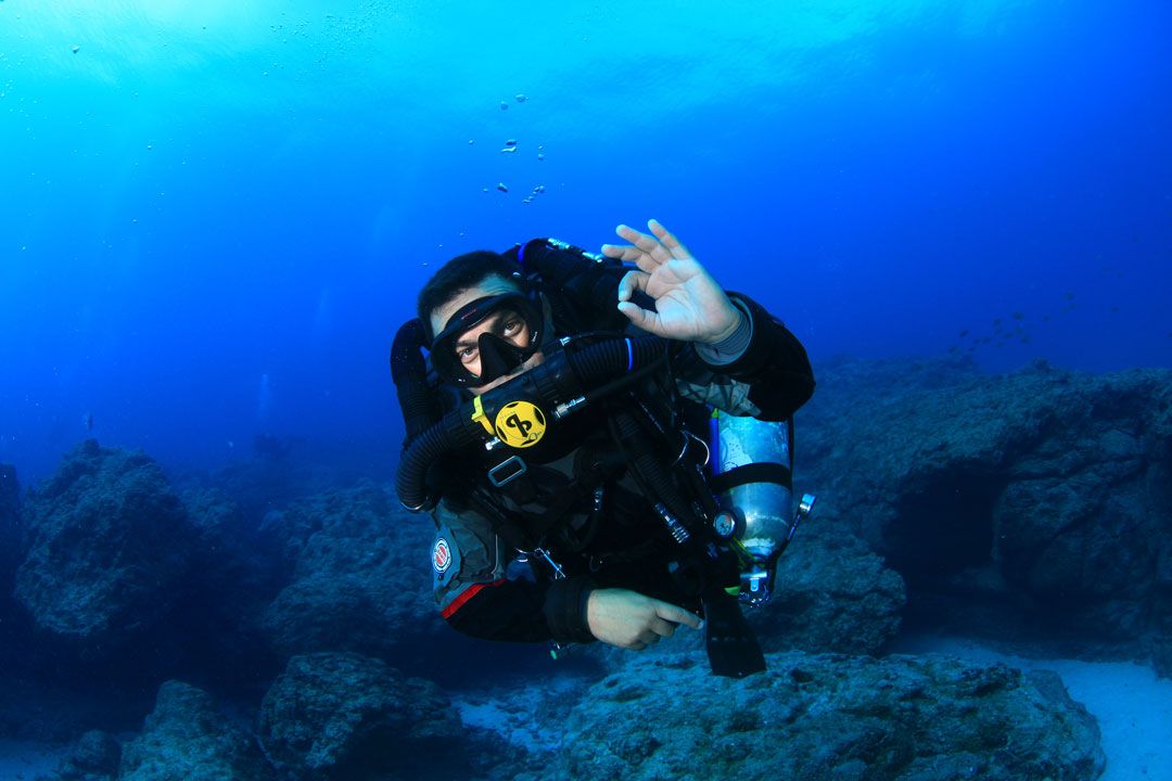 CCR Diving course Rubicon Diving center Lanzarote Diver