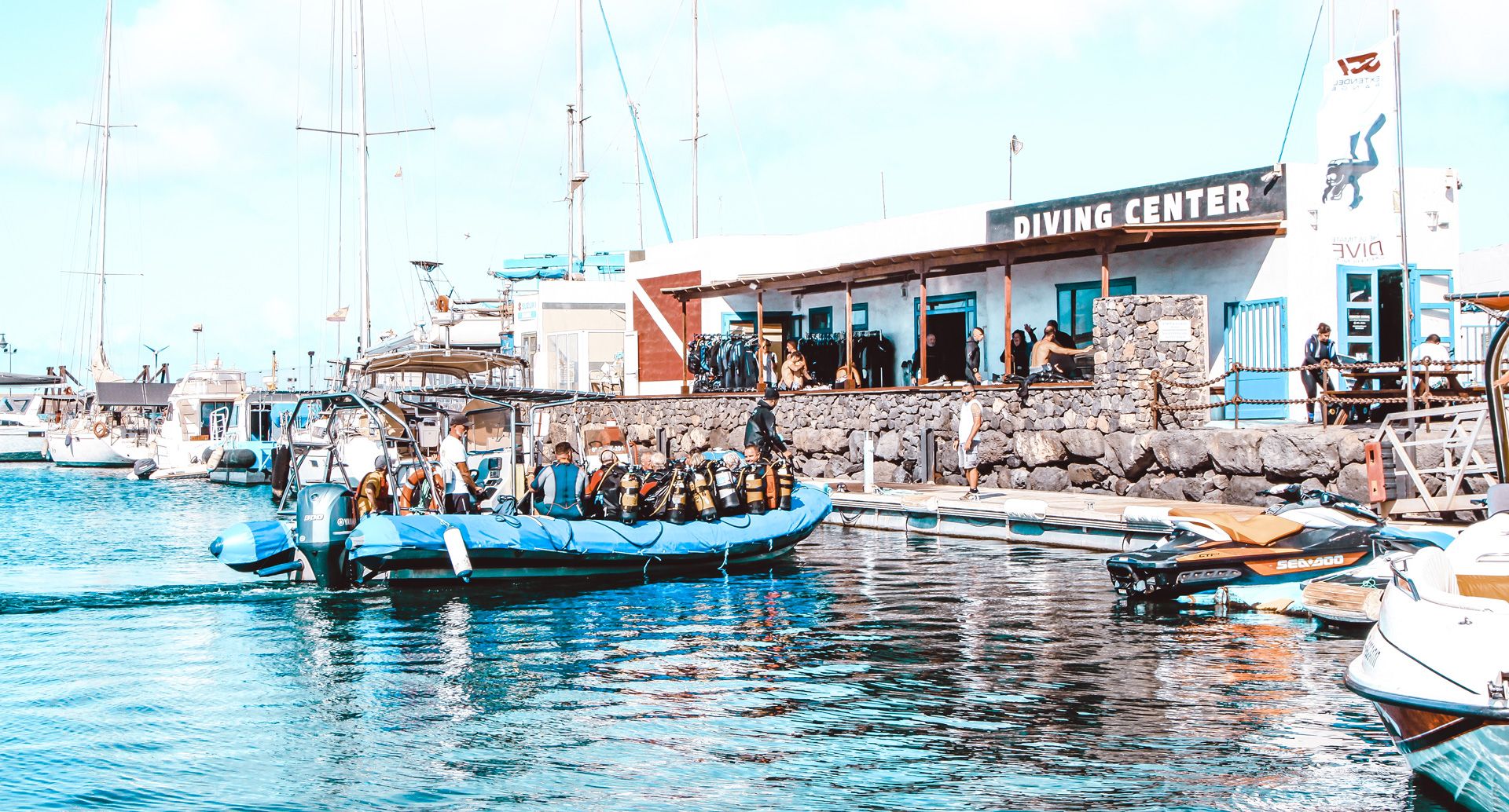 Diving center Lanzarote Rubicon Diving boat 1920