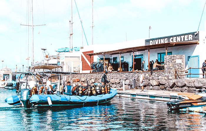 Diving center Lanzarote Rubicon Diving boat 700