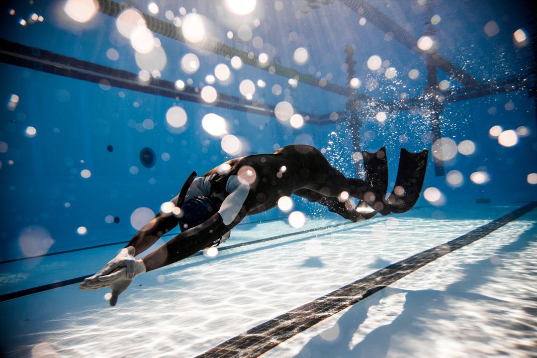 freediver freediving in lanzarote en rubicon diving piscina